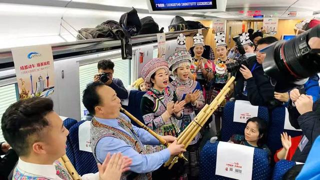 成贵高铁最快线路，从成贵高铁看四川交通之变丨我的这十年