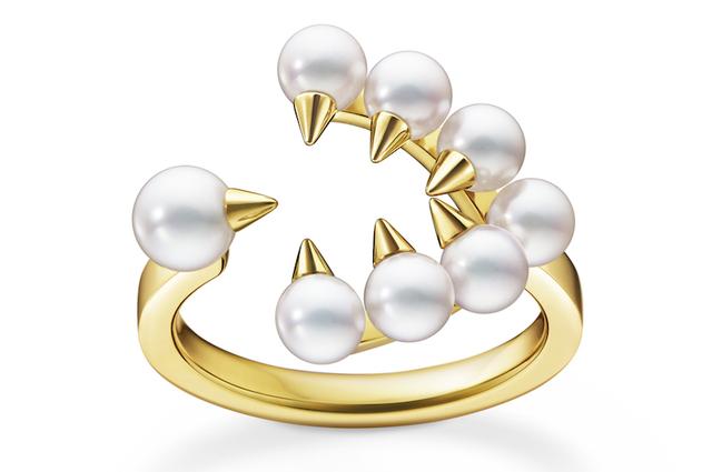 爱情珠宝演员表，爱情珠宝演员表配音（当珠宝遇上年轻化浪潮）