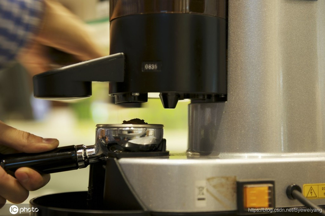 电脑是谁发明的，世界上第一个发明电脑的人是谁（大型计算机先驱和小型机之父诞生；中国雅虎邮箱成历史）