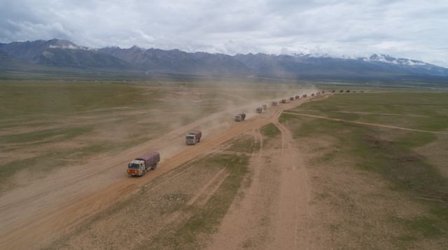 四省藏区是哪四省，四省藏区是什么（川藏汽车兵：车辙向西生长）