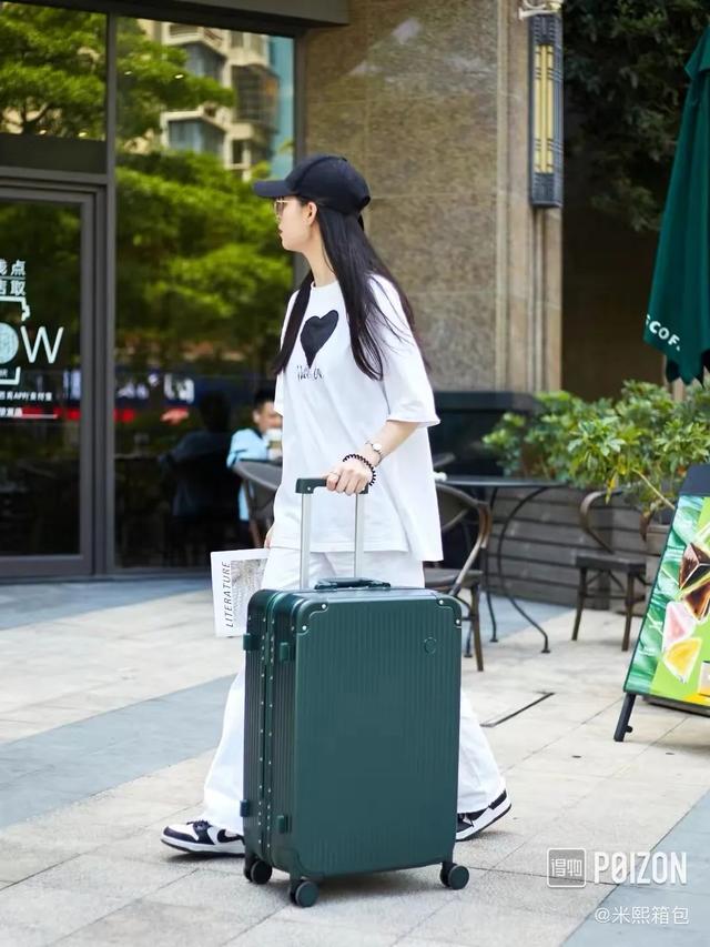 得物是什么，得物是什么时候成立的（学生党下单前必看干货）