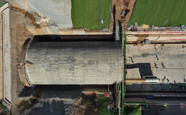 新建重庆至黔江铁路建设加速推进，<新华全媒+>新建重庆至黔江铁路建设加速推进