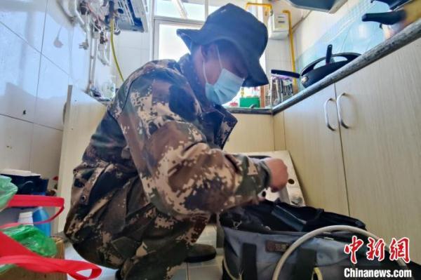 藏语你好怎么说，藏语翻译成中文（大家的关系、距离更近了）