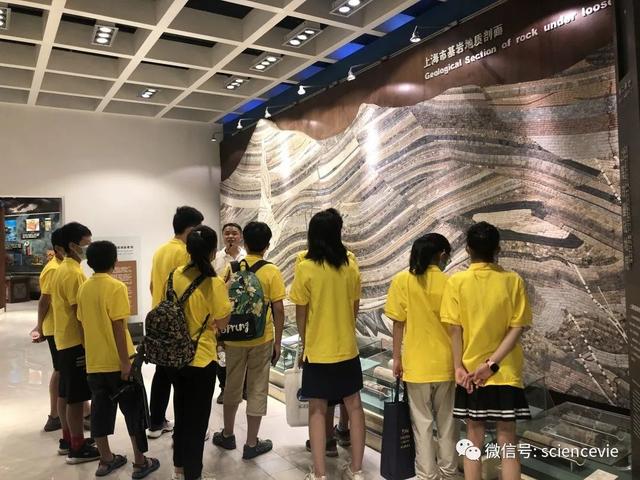 什么是土的三相组成，土的三相组成为( )（“万丈高楼平地起”地质科学探究公益营活动精彩回顾）