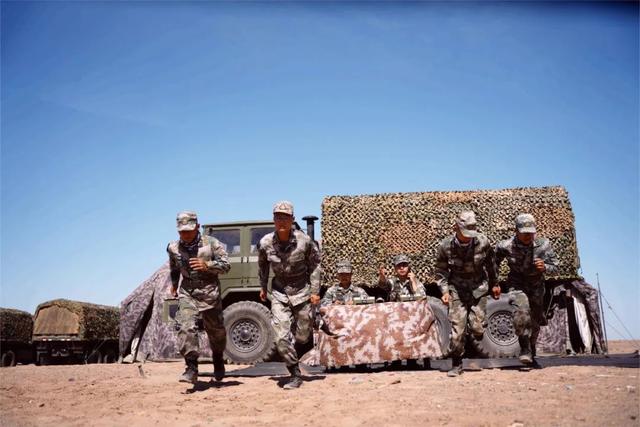 鏖战大漠，指挥保障显神威，千里戈壁打一地名