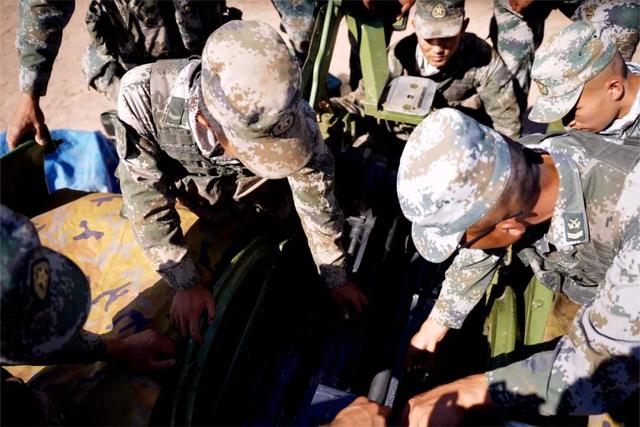 鏖战大漠，指挥保障显神威，千里戈壁打一地名