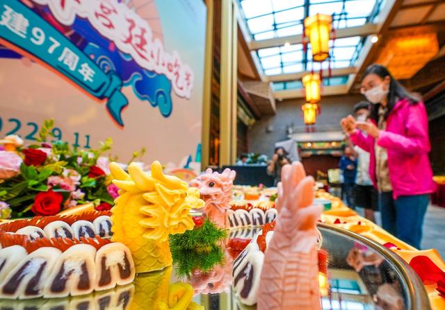 全聚德月饼仿膳礼盒，全聚德糕点礼盒（老字号仿膳饭庄举行技艺传承仪式）