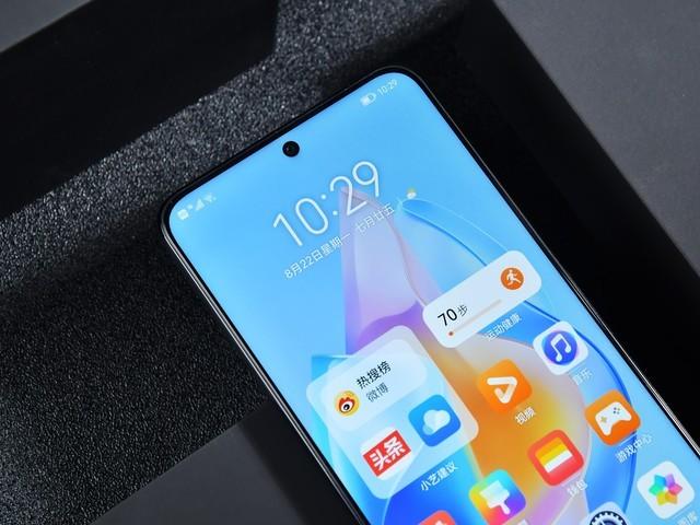 爱奇艺怎么调亮度，爱奇艺亮度怎么调（Z世代人群的购机新选择）