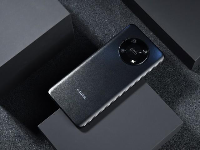 爱奇艺怎么调亮度，爱奇艺亮度怎么调（Z世代人群的购机新选择）