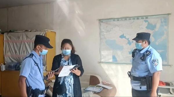 中加两笔是什么字，中加两笔变成什么字（”真假民警面对面PK）