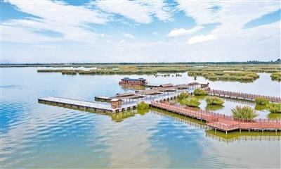 宁夏沙湖 碧波万顷