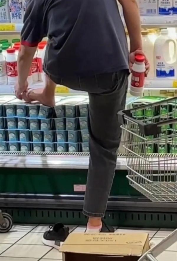 新浪微博怎样删除好友，如何删除微博好友（当事方：已开除，销毁）