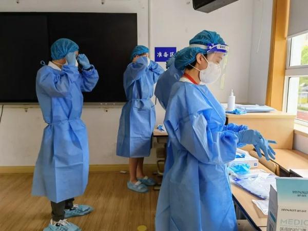 名字中间一点的符号怎么打，中间一点的符号怎么打四（有家长没克制住连发48个“哈”）