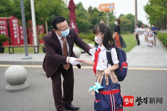 科技城外国语学校，科技城外国语学校学费（苏州科技城外国语学校）