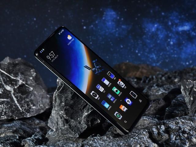 手机中关村在线,vivo中关村手机(预算2000元这四款手机绕不开)