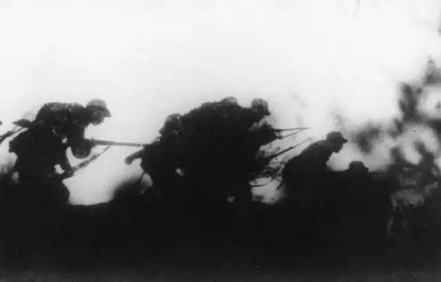 抗日战争持续了多少年，全国抗日战争持续了多少年（今天是伟大的抗日战争胜利纪念日）