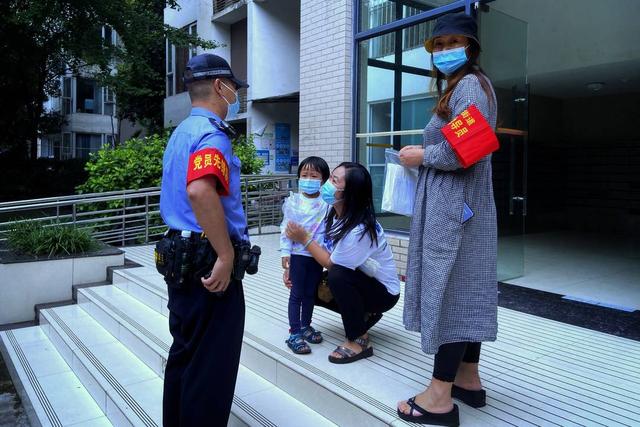 奖励你一朵小红花，送你一朵小红花主题曲是什么歌（感谢向“疫”而行的你们）