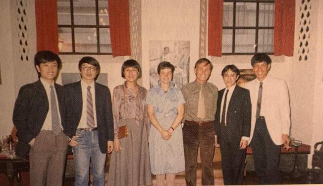 16年前的回忆写作背景，十六年前的回忆写作背景是什么（，《豹迹》，巫鸿，有关木心的记忆）