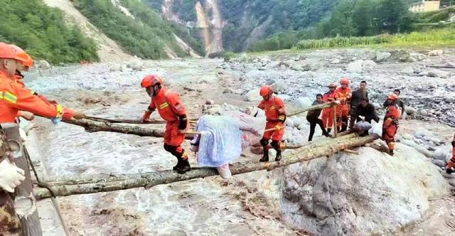 优质QQ封面背景图/分都分了，和好干什么……，QQ空间封面背景图（开栏语，谢谢你，每一个你）