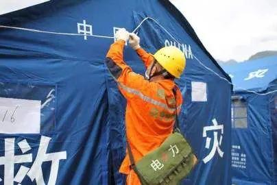 正六后服装什么档次，正六后服装官网（安置点里开了“儿童乐园”）
