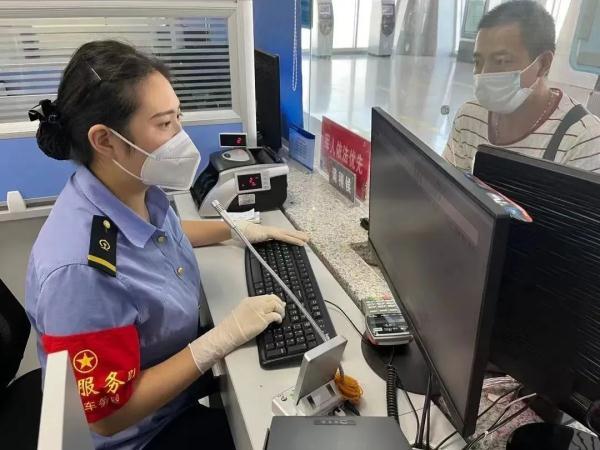 正六后服装什么档次，正六后服装官网（安置点里开了“儿童乐园”）