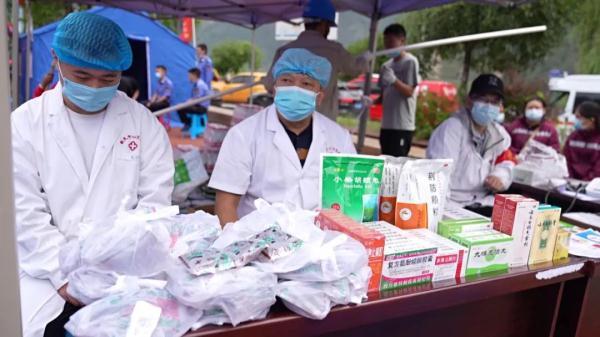 ■″一生只为你守候□″一生只为，为你一生的守候（网友不约而同开始起“名字”网名）