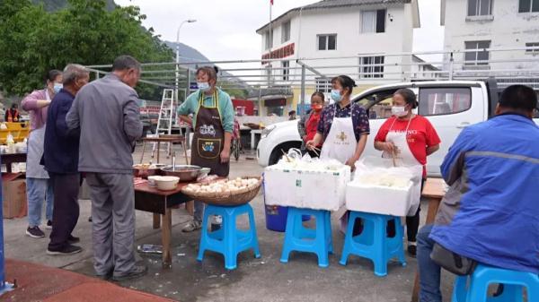 ■″一生只为你守候□″一生只为，为你一生的守候（网友不约而同开始起“名字”网名）