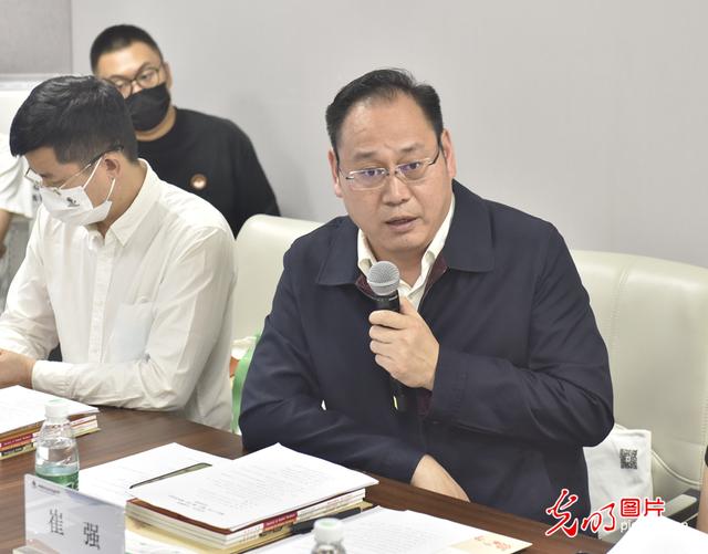 als是什么病，als是什么病的早期症状（“中华慈善日”见证渐冻斗士们的壮举）