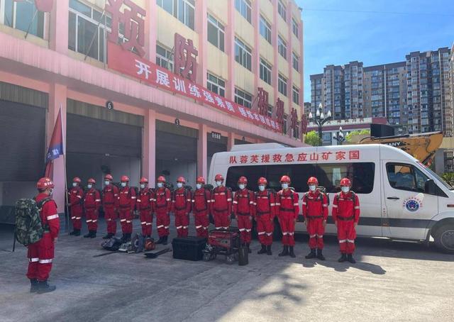 近期国内重大新闻，近期国内重大新闻事件10条（12分钟救援队伍集结到位）