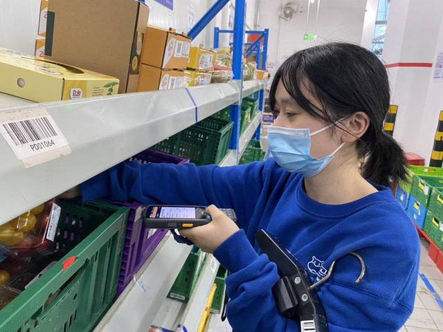 8升水等于多少斤，一升水是多少斤（两次主动请缨的她用细心服务守护居民“菜篮子”）