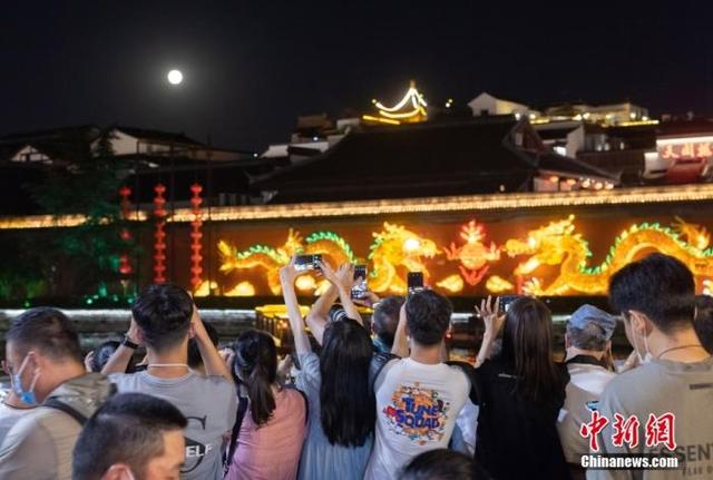 杭州到上海火车时刻表，杭州到上海的火车时刻表（机票裸票价格近5年最低）