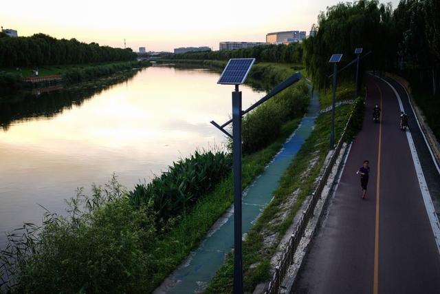 流水潺潺的意思，流水潺潺什么意思（从“掩鼻过”到“乐枕河”）