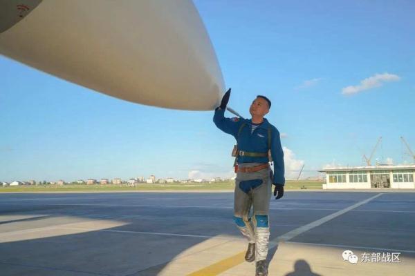 时间有泪歌词，时间有泪歌词陈颖恩（曾扮演空战“超强蓝军”的他）