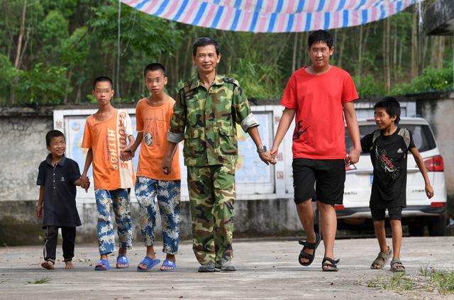 2021年2月节日有哪些 2021年2月节日大全，传统、法定、国际、24节气（10年200多张肖像5万多张照片）