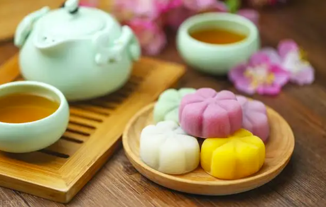 大闸蟹四不吃指的是啥，螃蟹四不吃都是哪里（中秋想要健康过）
