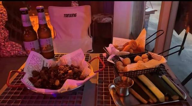 女性适合开什么店，女生适合开的三种店（在小县城开网红店）