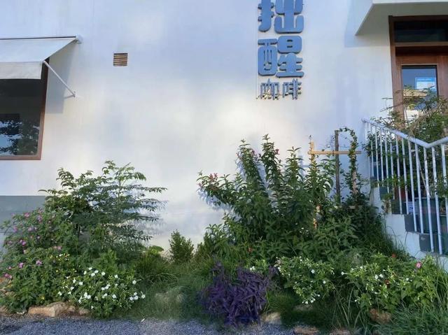 女性适合开什么店，女生适合开的三种店（在小县城开网红店）