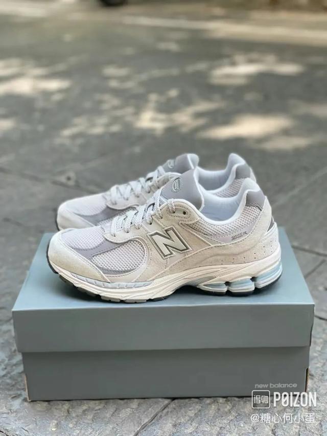 安踏跑鞋排行榜前十名，安踏篮球鞋排行榜前十名（近期人气跑鞋TOP10大公开）