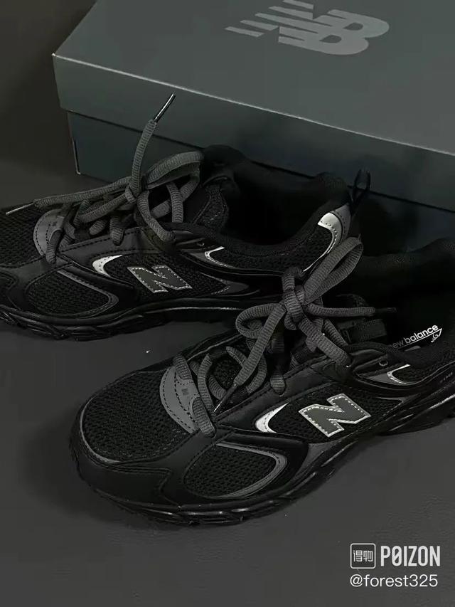 安踏跑鞋排行榜前十名，安踏篮球鞋排行榜前十名（近期人气跑鞋TOP10大公开）