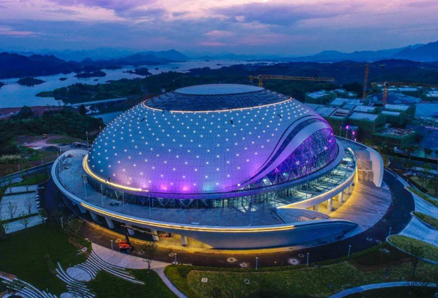 杭州市千岛湖旅游攻略，杭州千岛湖旅游景点大全（来千岛湖开启另一种风情吧~）