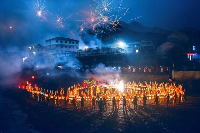 杭州市千岛湖旅游攻略，杭州千岛湖旅游景点大全（来千岛湖开启另一种风情吧~）