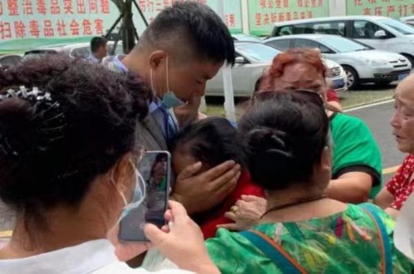 2021中秋节团圆祝福语100句，2021中秋节简单祝福语（32年、33年、42年、63年……这些被拐家庭终于团圆）