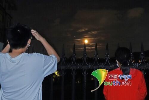 星月争辉般的4月天象，木星与明月上演“木星合月”浪漫天象