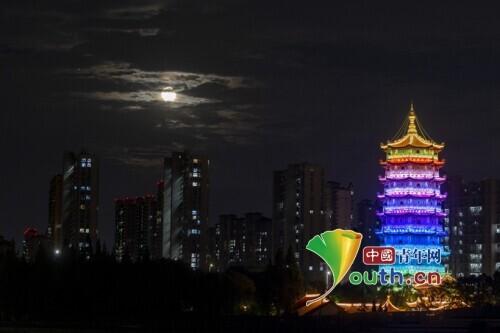 星月争辉般的4月天象，木星与明月上演“木星合月”浪漫天象