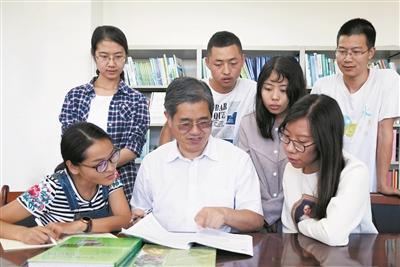 37年属什么生肖，83年属什么的生肖多少岁（倾情浇灌绿色希望）