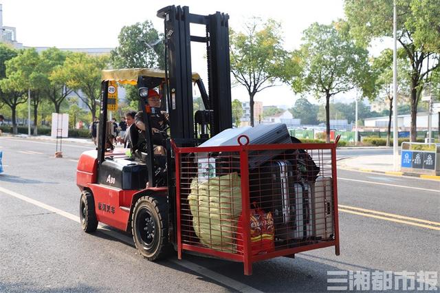 床上六件套是哪六件，床六件套都是什么（来这里感受机械风的“浪漫”）