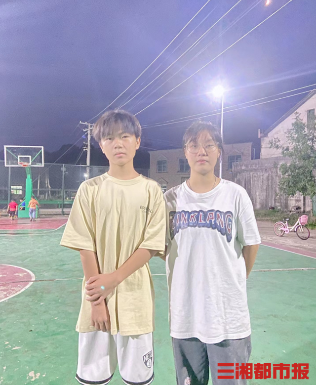 火字旁的女孩名字大全，土字旁的女孩名字大全（连救两个大小伙儿）