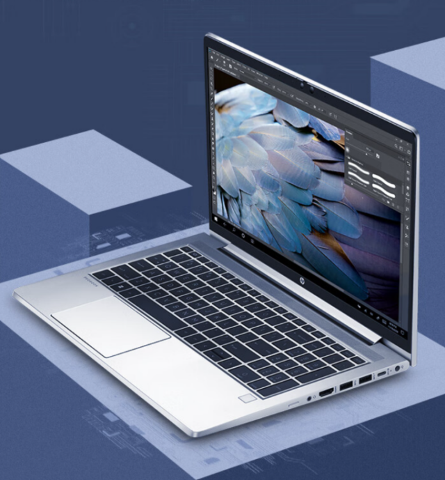 电脑显示屏怎么调大小，电脑怎么调节屏幕亮度（你可能需要一块更大屏幕的办公本）