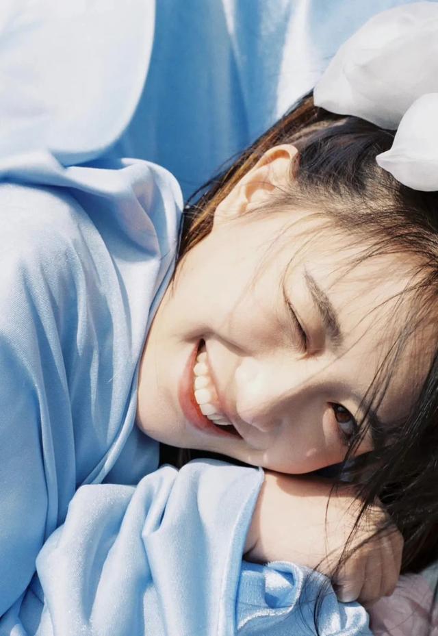 短发马尾怎么扎好看，短发马尾怎么扎好看小女孩（这样扎双马尾更可爱）