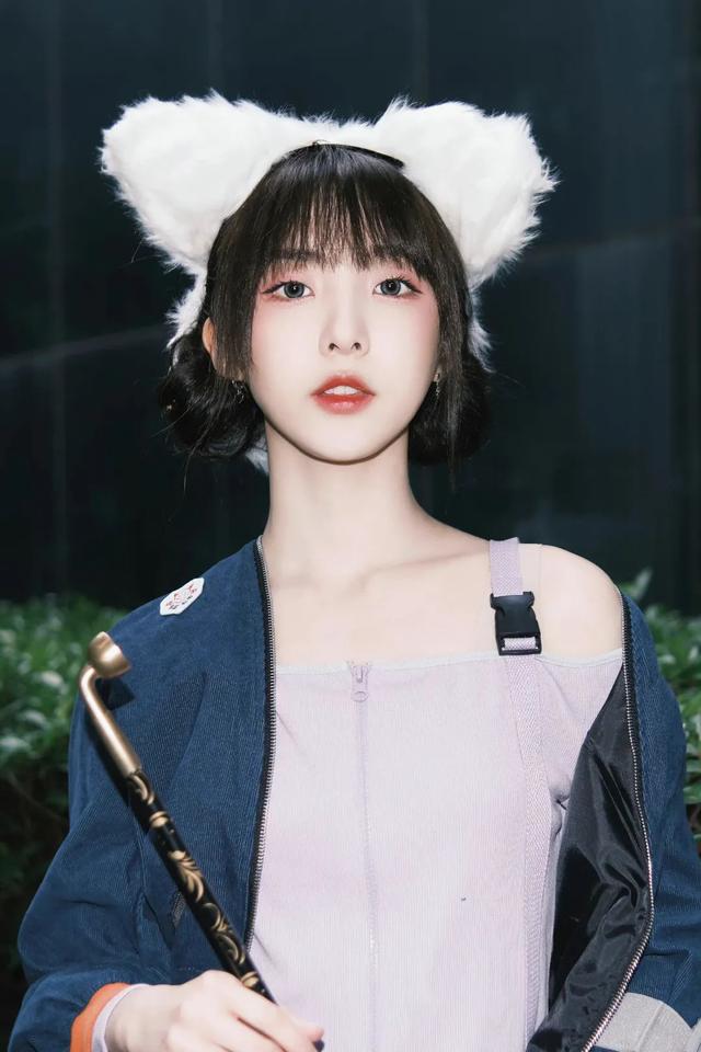 短发马尾怎么扎好看，短发马尾怎么扎好看小女孩（这样扎双马尾更可爱）